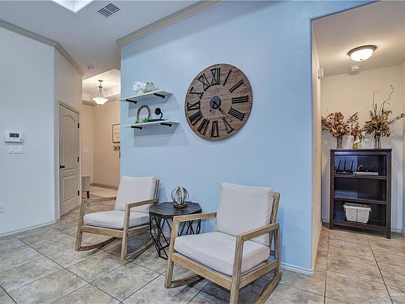 2nd image of 4609 Pelican Ave