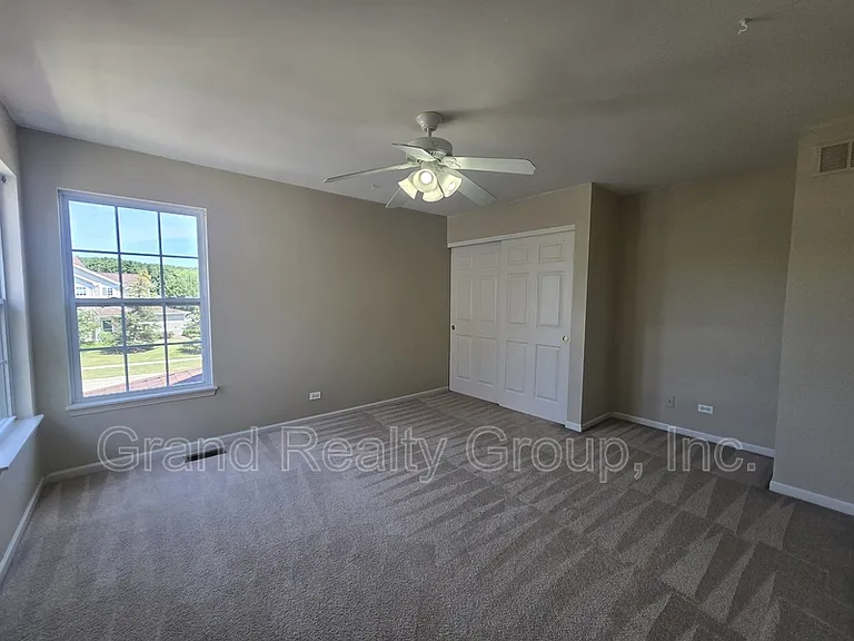 2265 W Bentley Ln — Photo 12