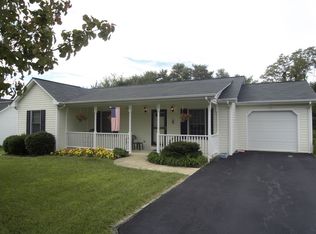 121 Iris Dr, Waynesboro, VA 22980