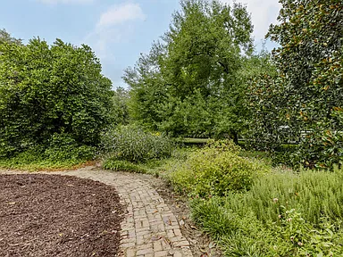 Property photo 63