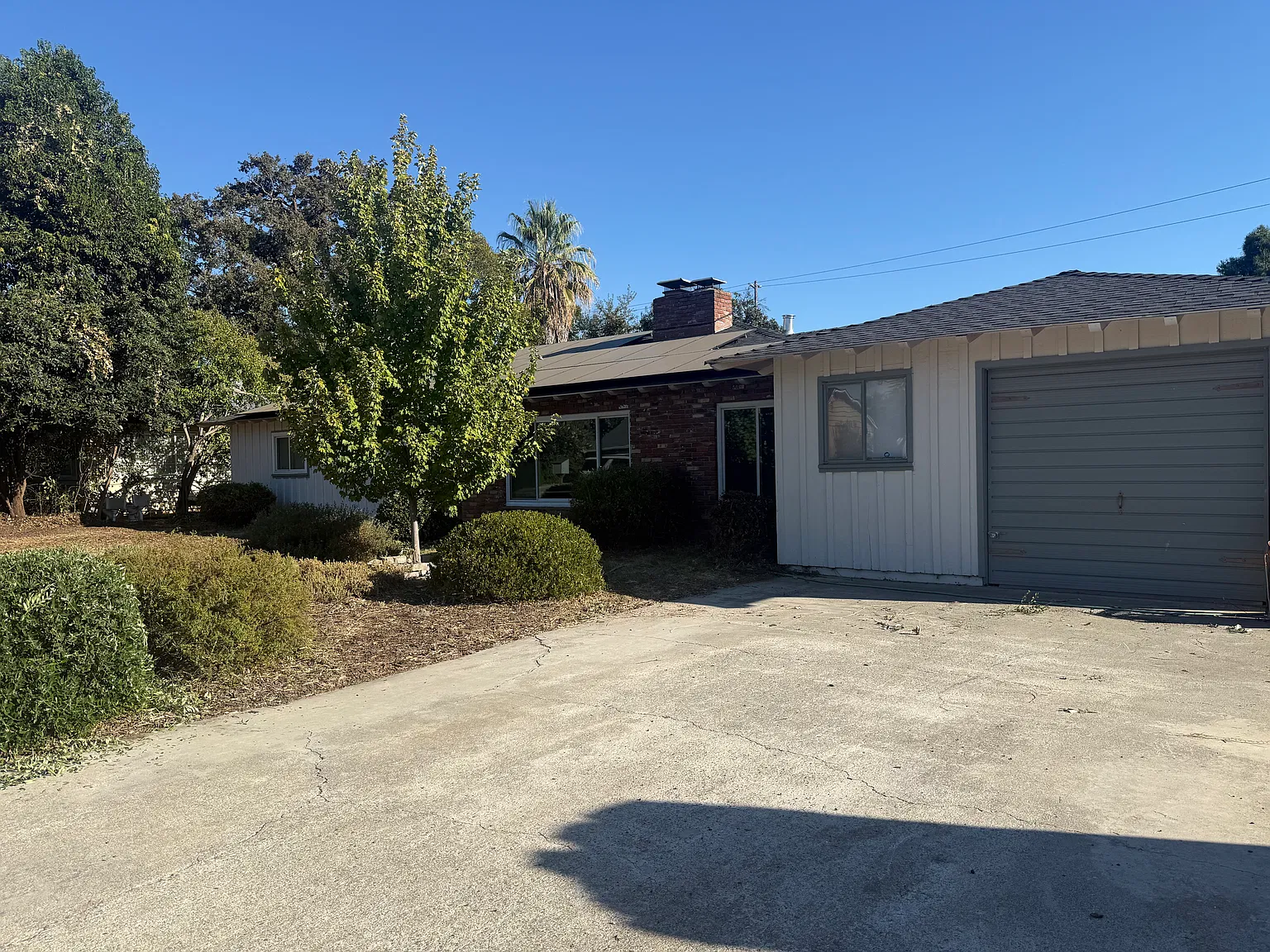 3 bed, 1591 sqft, $2,300 — Photo 2