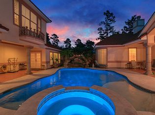15473 Crown Oaks Dr, Montgomery, TX 77316