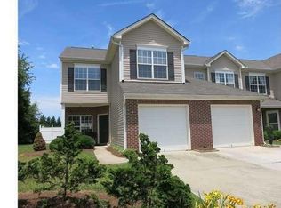 3951 Fountain Village Ln, High Point, NC 27265