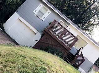 3922 N 33rd St, Omaha, NE 68111