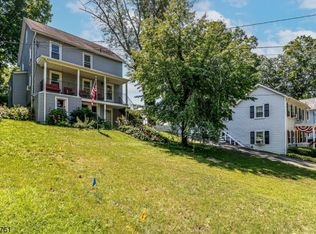 63 Madison St, Newton, NJ 07860