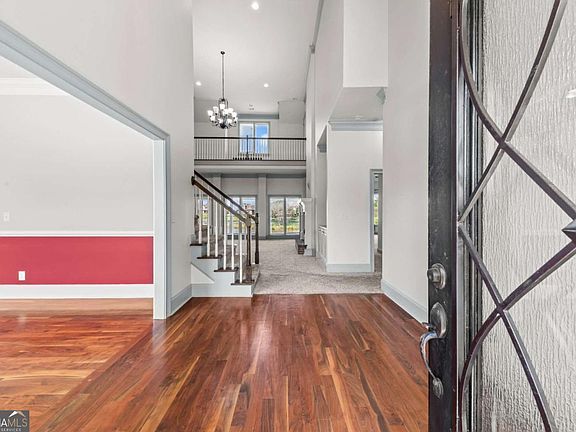4th image of 1031 Jasmine Ln