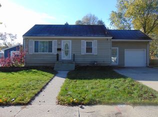 1302 Agnes Ave, Joliet, IL 60435