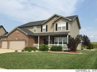 1424 Bridgehampton Rd, Troy, IL 62294