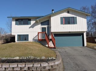12423 Winter Park Cir, Eagle River, AK 99577