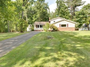 4655 Sunset Dr, Richfield, OH 44286