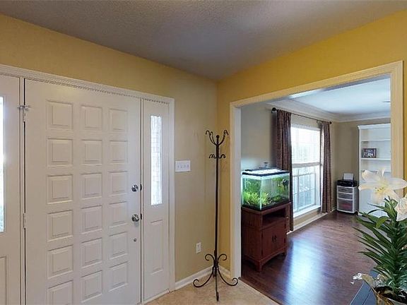 3rd image of 1541 River Birch Dr