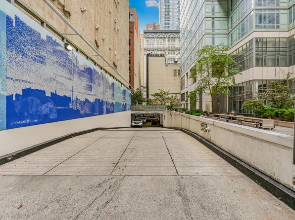 325 Fifth Avenue image 35 of 37