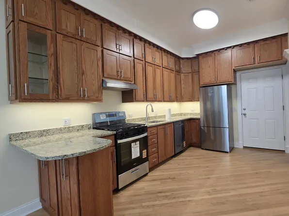 2656 W Superior St #2, Chicago, IL 60612