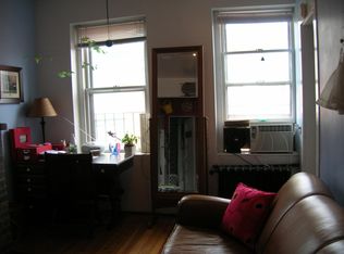 62 Myrtle St #10, Boston, MA 02114