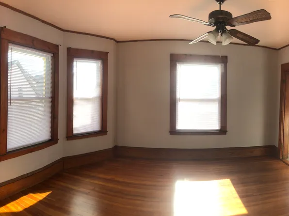10 Hampden Pl #3, Lynn, MA 01902