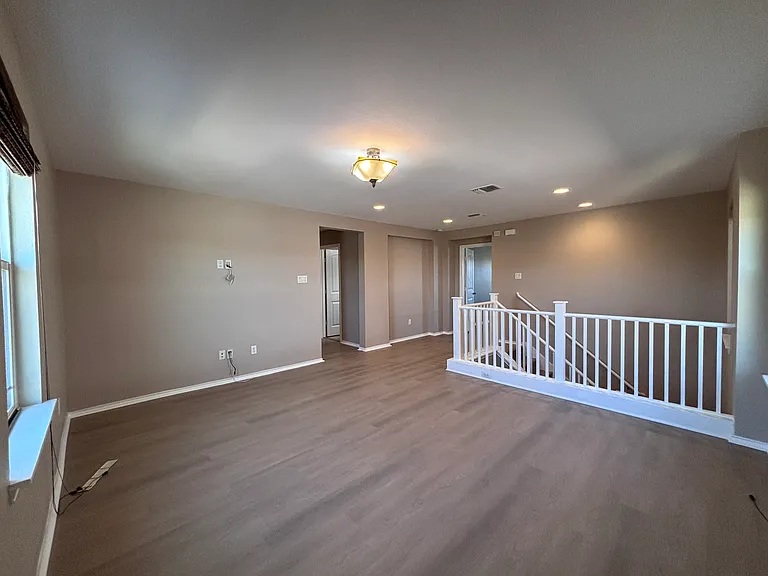 1405 Berlin Ln — Photo 24