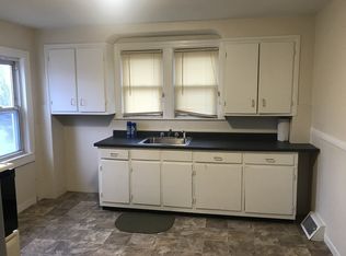 10 Sheridan St, Chicopee, MA 01020