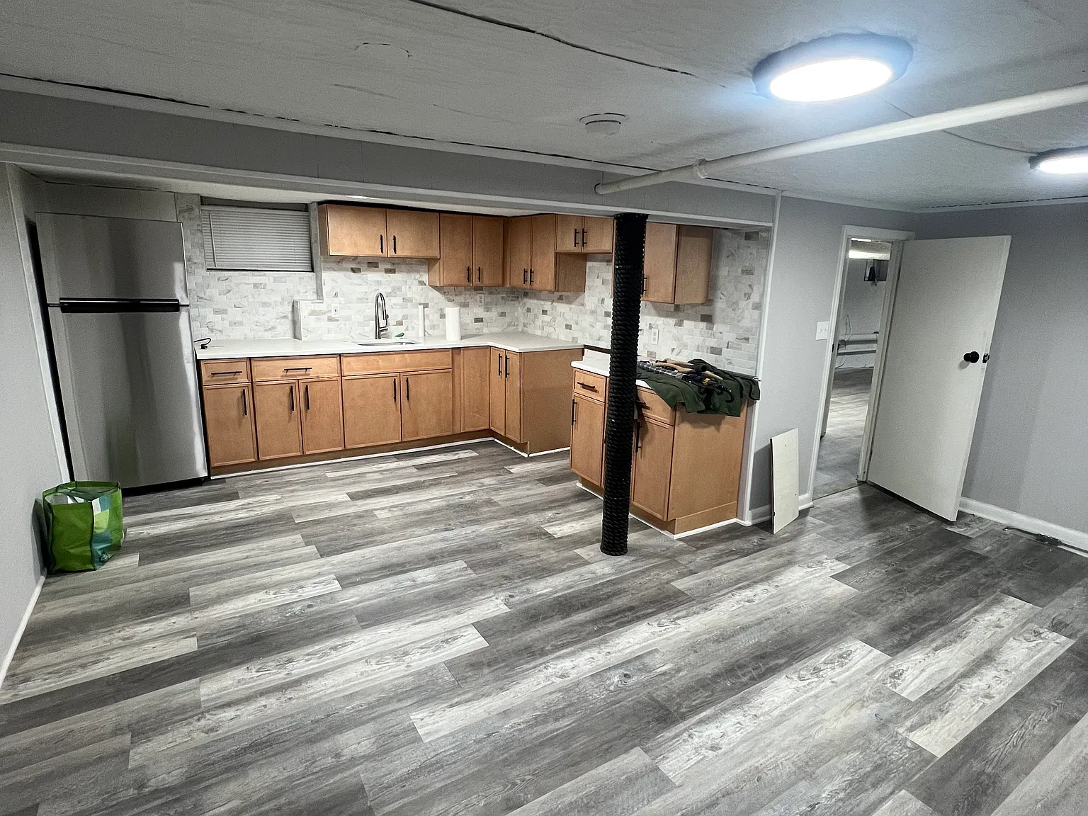1 bed, 1000 sqft, $1,700 — Photo 3