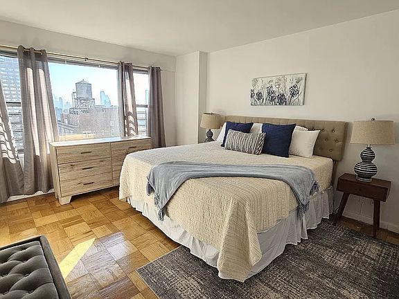 5th image of 245 E 63rd St APT 1411