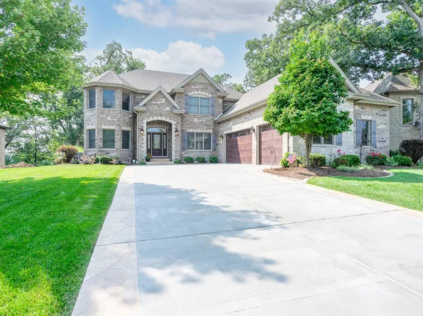 1423 Sycamore Ct, Woodridge, IL 60439