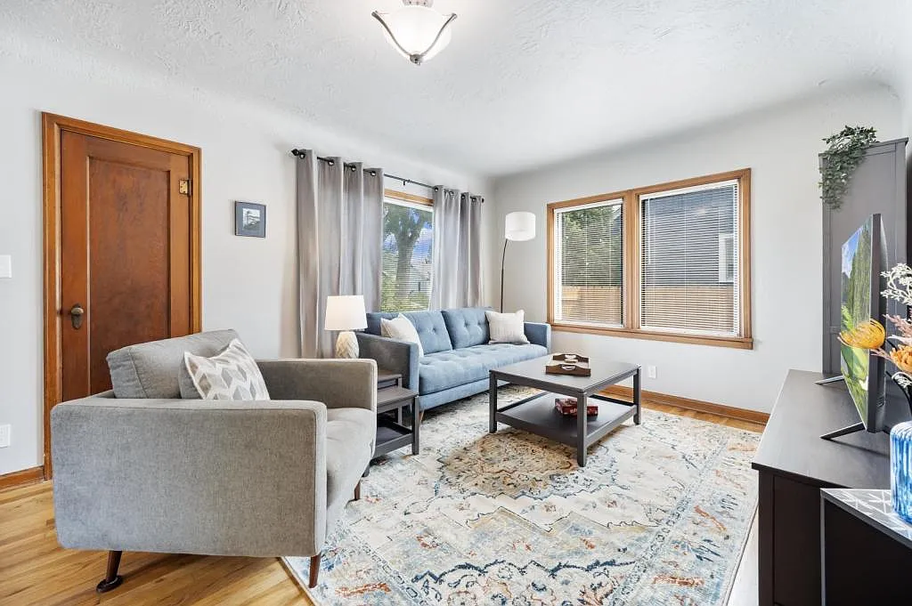 2615 W Bannock St — Photo 1