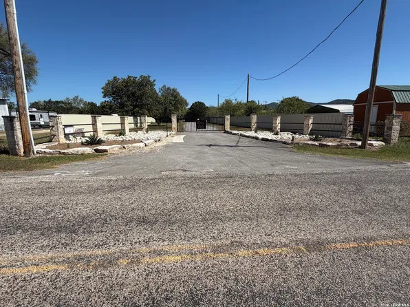 111 Sd 37980 LOT 2, Barksdale, TX 78828