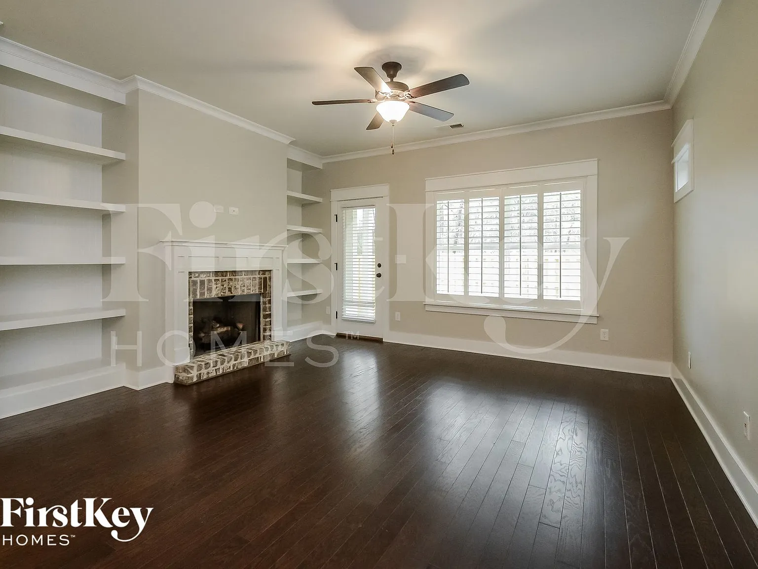 4 bed, 2.5 bath, 2142 sqft, $2,810 — Photo 3