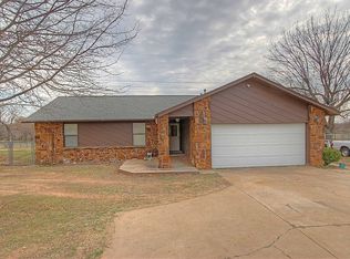 413 S 208th Ave W, Sand Springs, OK 74063