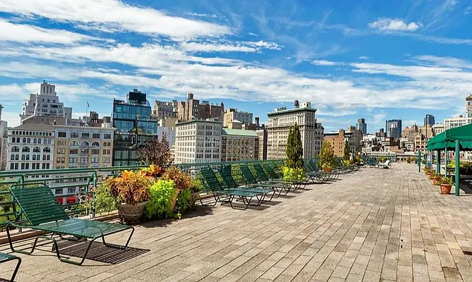 Rented by Douglas Elliman | media 23