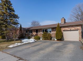 886 Pembridge Cres, Kingston, ON K7M 6A4