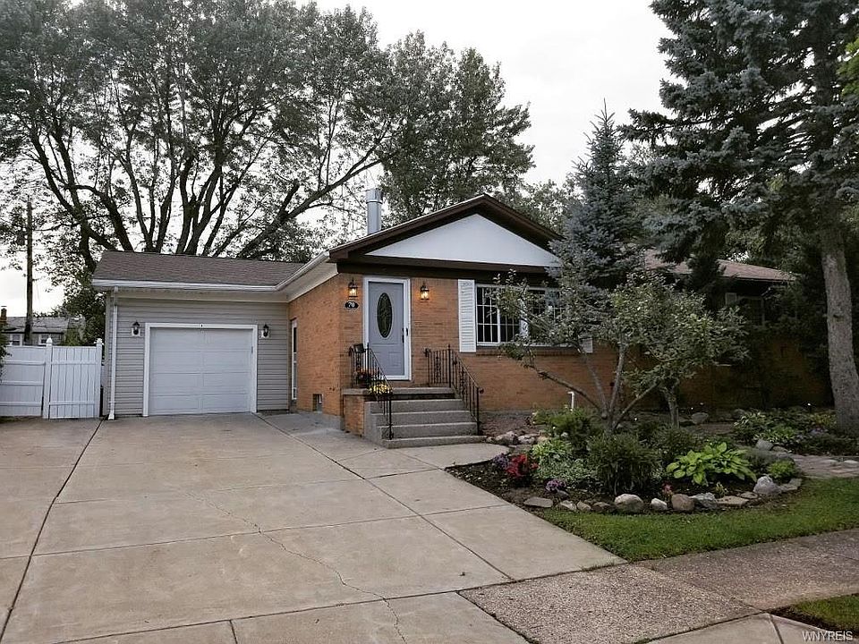 1st image of 70 Dania Dr