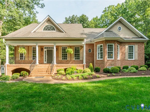 8912 First Branch Ln, Chesterfield, VA 23838