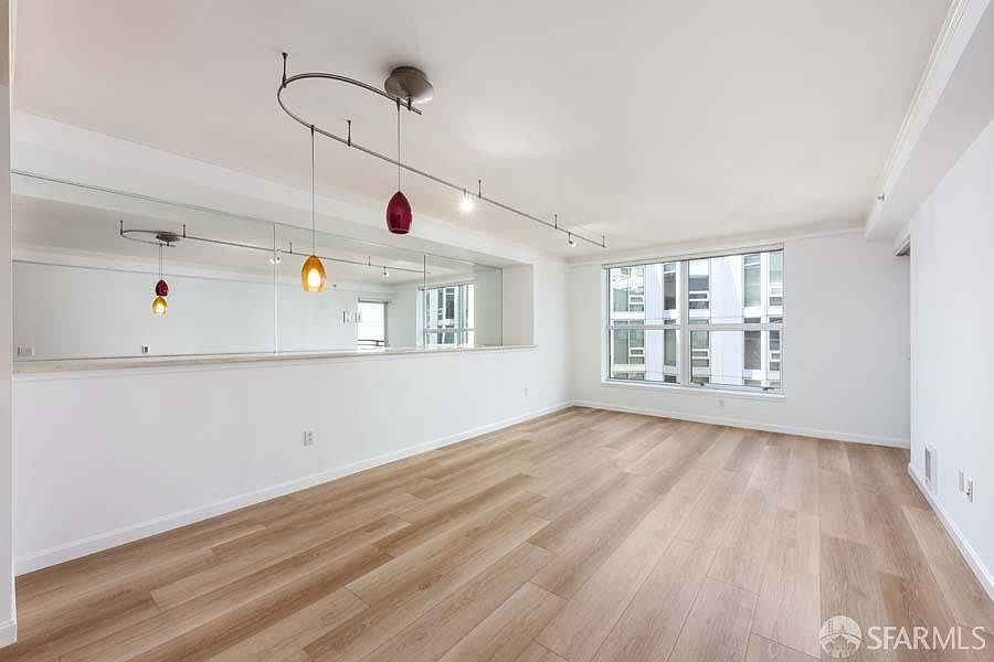 1st image of 400 Beale St APT 1312