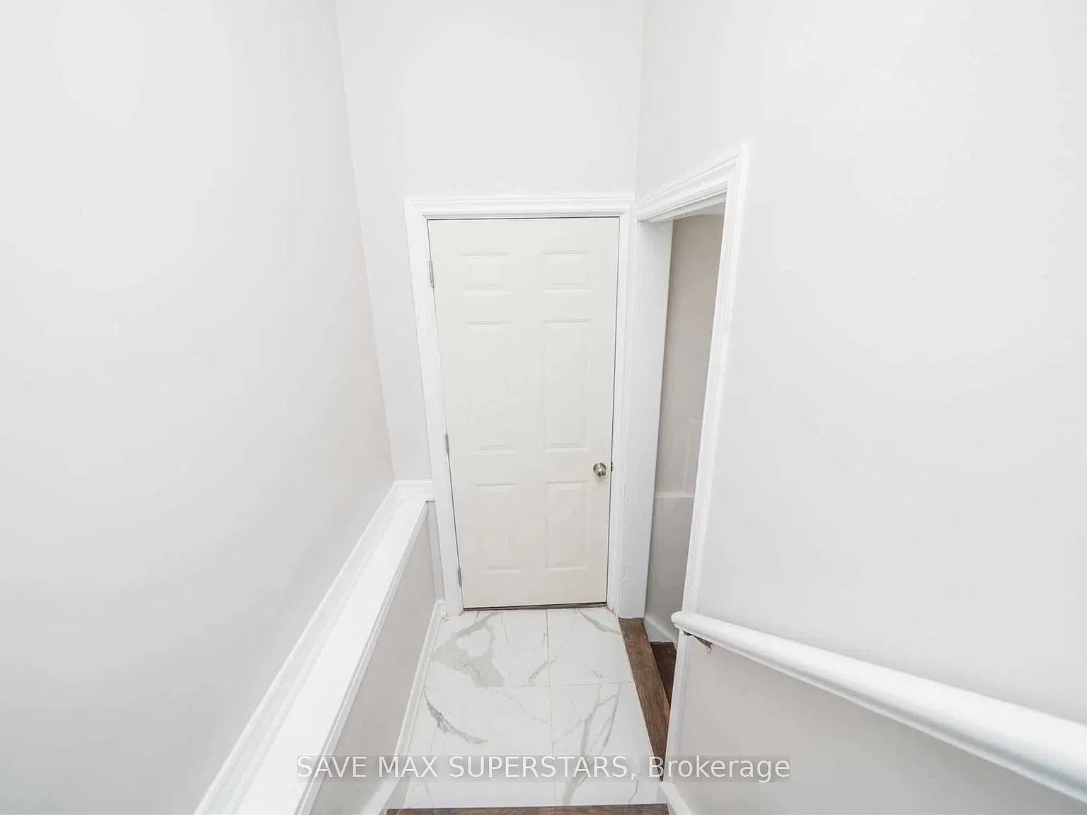 3 bed, $2,200 — Photo 4
