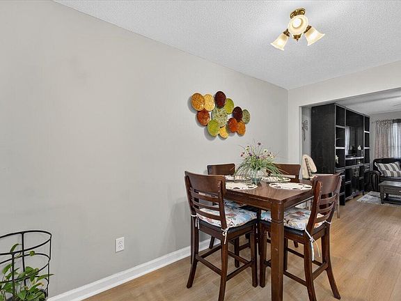 5th image of 705 Reserve Way