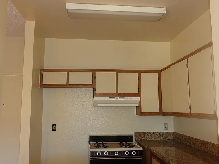 Tujunga Villas — Photo 15
