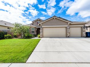 2789 Bell Port Ave, Tulare, CA 93274