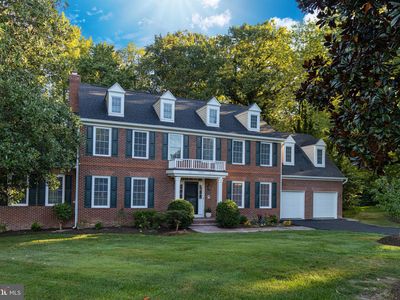 8600 Larkhaven Ter, Fairfax Station, VA, 22039