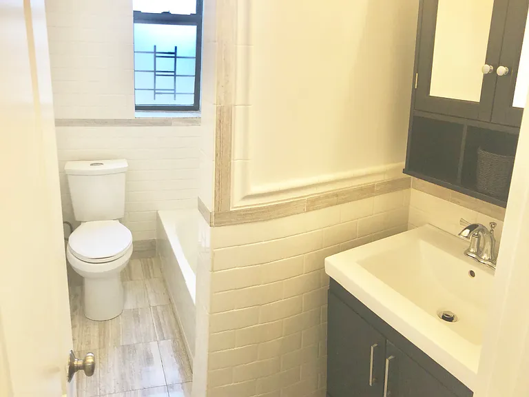2105 Foster Ave #22 — Photo 5
