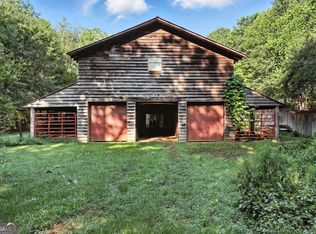 1592 Black Mountain Rd, Toccoa, GA 30577