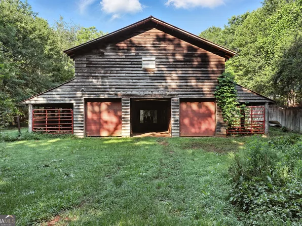 1592 Black Mountain Rd, Toccoa, GA 30577