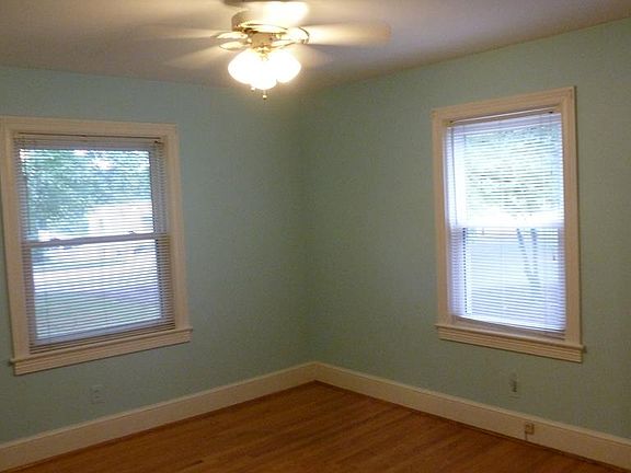 4th image of 3148 Westover Dr