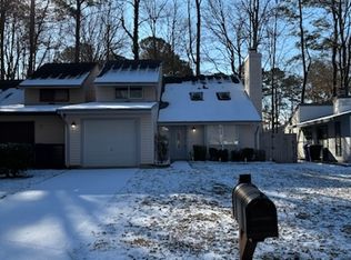 924 Birchwood Ct, Newport News, VA 23608