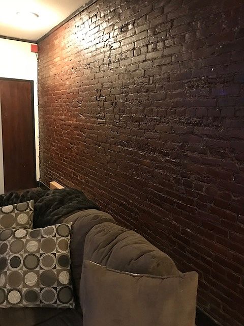 1st image of 2037 Walnut St APT 1R