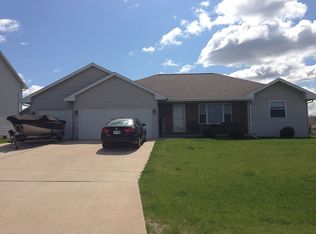 1759 Guns St, Green Bay, WI 54311
