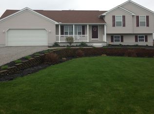 9875 Asbury Rd, Mantua, OH 44255