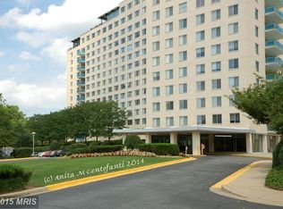 10401 Grosvenor Pl APT 1223, Rockville, MD 20852