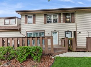 7742 W Douglas Ct, Frankfort, IL 60423