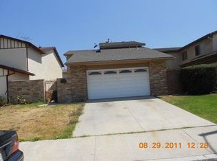 17630 Rainsbury Ave, Carson, CA 90746