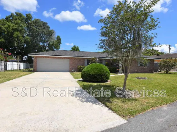 204 Chaucer Ln, Winter Haven, FL 33884